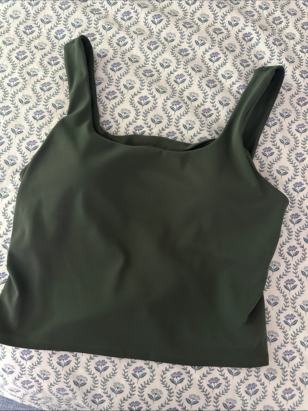 Quince workout top